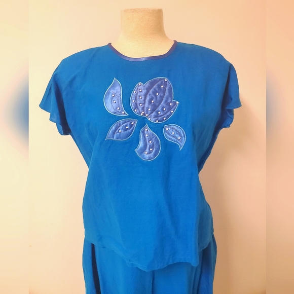 80s Cerulean Jacket, Top & Skirt 3-Piece Set with Floral Applique and Beading - Picture 11 of 16